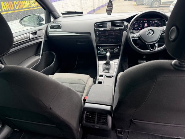 Volkswagen Golf Highline 2017 391678619