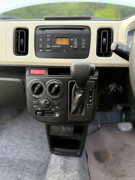 Suzuki Alto 2017 391680167