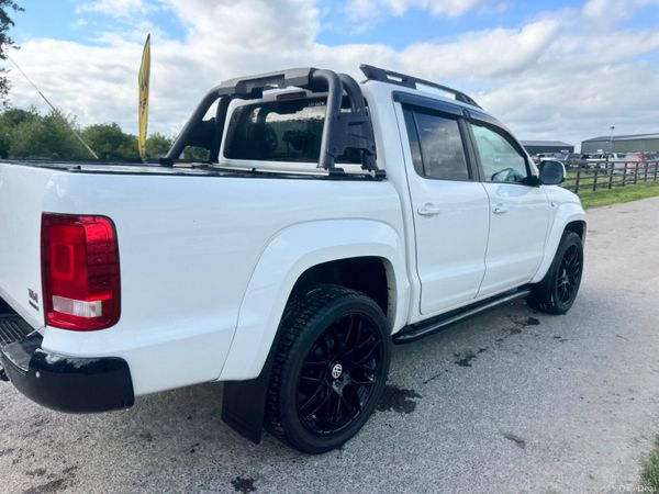 162 Volkswagen Amarok Highline 180bhp black Ed 391680557