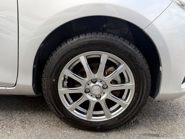2017 Toyota Vitz 1.0 Petrol Automatic 391680763
