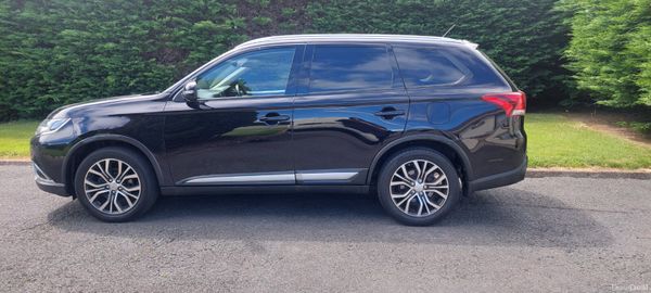 Mitsubishi Outlander 2017 391698611