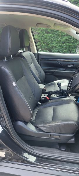 Mitsubishi Outlander 2017 391698621