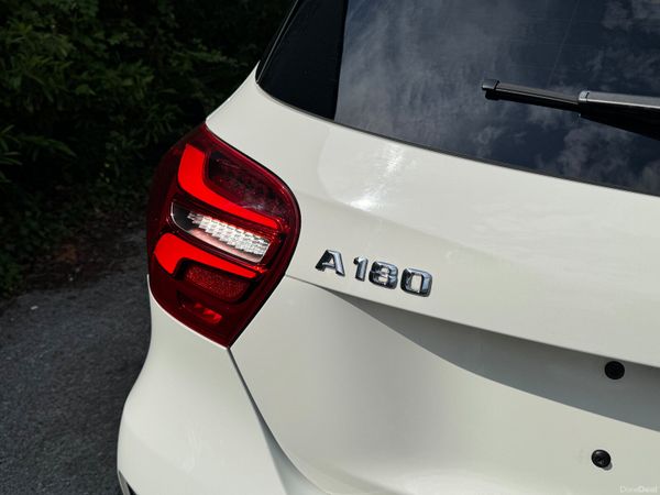 Mercedes A180 AMG SPORT 391698901