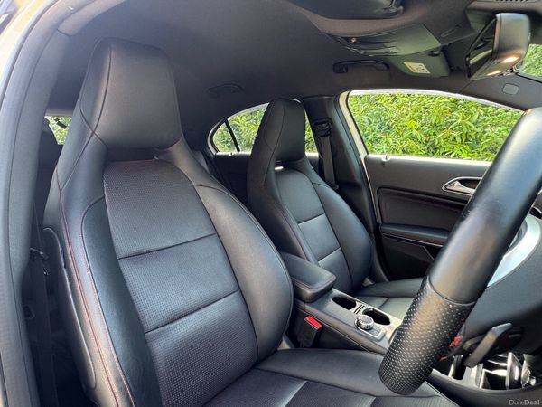 Mercedes A180 AMG SPORT 391698915