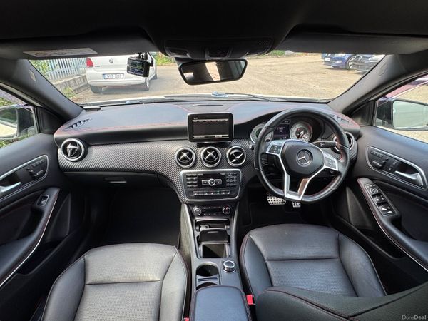 Mercedes A180 AMG SPORT 391698927