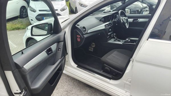 Mercedes-Benz C-Class C200CDI AVANTGARDE SPORT AUT 391699933