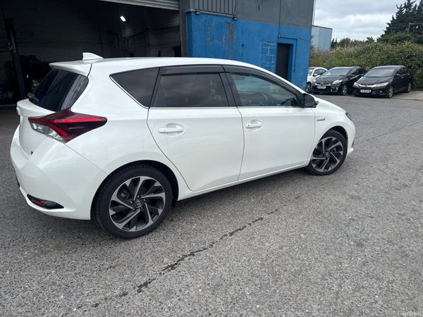 2016 Toyota Auris Hybrid Automatic 391602027