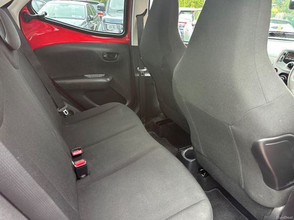 Toyota Aygo 1.0 Petrol NCT TAX LOW KMS 391609407