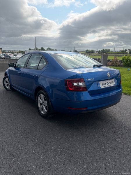 Skoda Octavia 2019 391622195