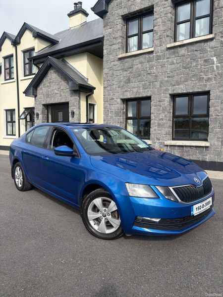 Skoda Octavia 2019 391622197