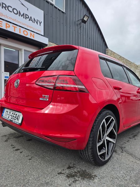 Volkswagen Golf 2017 1.2tsi comfort line 391624523