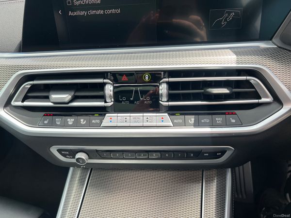 2022 (222) BMW X5 XDrive 45E M Sport PAN ROOF 391625983