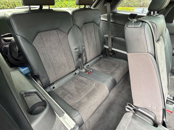 Audi SQ7 4.0 TDI V8 Quattro Mega Spec 391630081