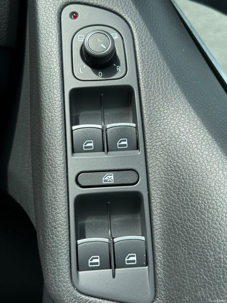Top Spec 161 Volkswagen Tiguan Sport! 391632563