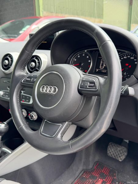 Audi A1 1.4 Auto TSi White Leather  54000 KM 2012 391756843