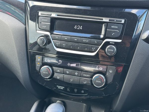 Nissan Qashqai 2017 1.2 PET SV Automatic 391799847