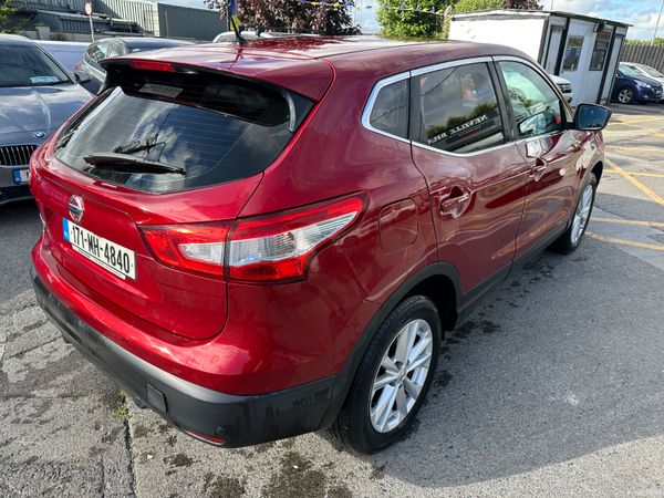 Nissan Qashqai 2017 1.2 PET SV Automatic 391799851