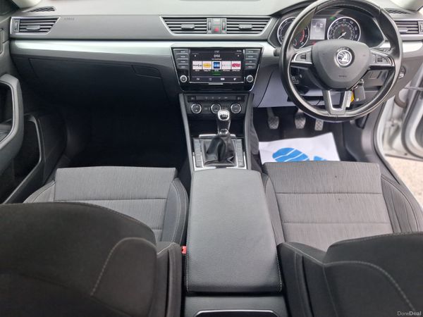 171 Skoda Superb 1.4 Petrol 391715605