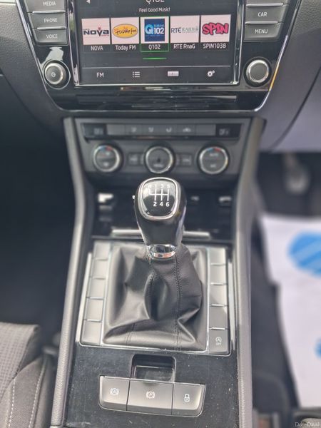 171 Skoda Superb 1.4 Petrol 391716815