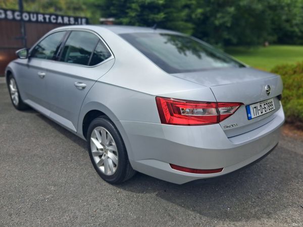171 Skoda Superb 1.4 Petrol 391716819