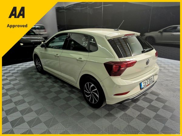 🚗 2023 Volkswagen Polo Active DSG 44000km 🚗 391720277