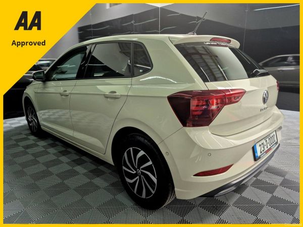 🚗 2023 Volkswagen Polo Active DSG 44000km 🚗 391720279