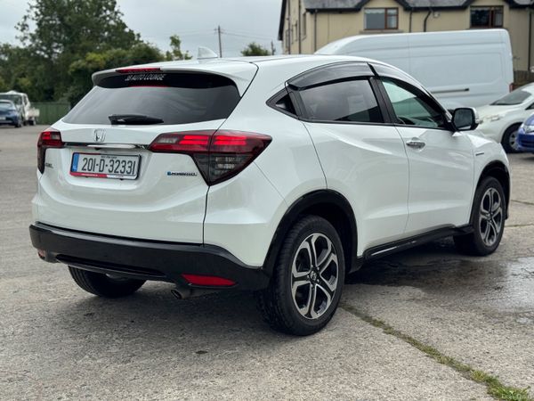 Honda Vezel 2020 1.5 HYBRID AUTOMATIC 42000KM ONLY 391723765