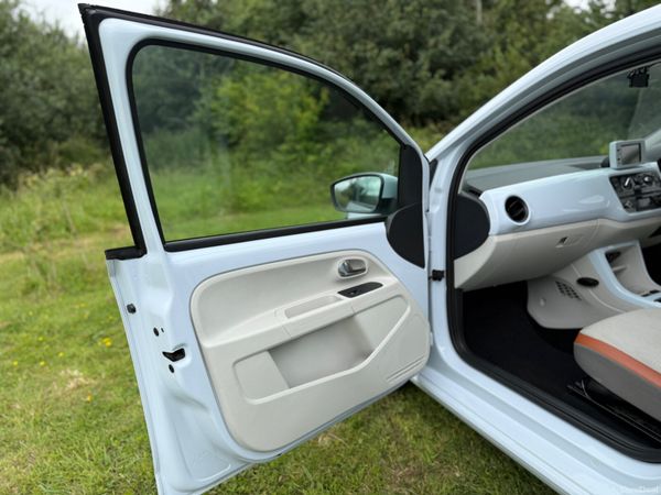 VW UP (2013) 1.0 PETROL AUTOMATIC 391726787
