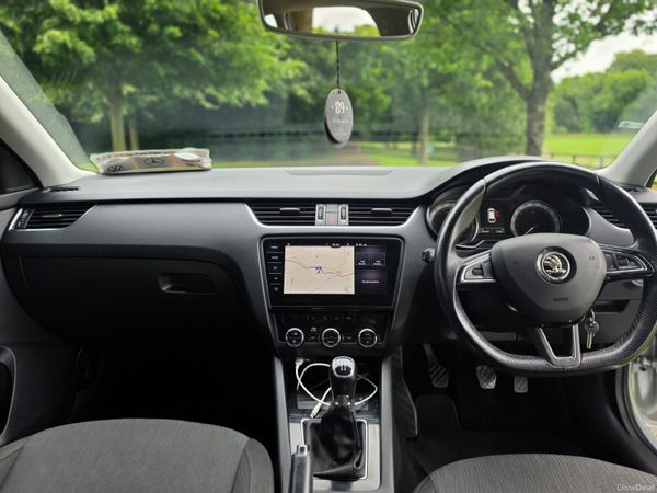 2018 Skoda Octavia Combi 1.6 TDI 391887589