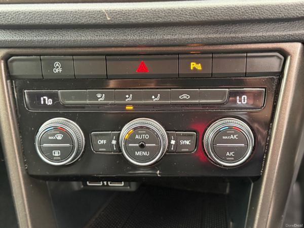 181 Volkswagen T-Roc 1.0 PETROL - LOW KMS - AS NEW 391899439