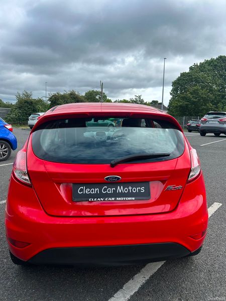 Ford Fiesta 2014 391801693