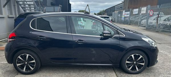 2016 Peugeot 208 Low Mileage 391807267