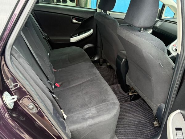 2014 Toyota Prius Hybrid Automatic 391831979