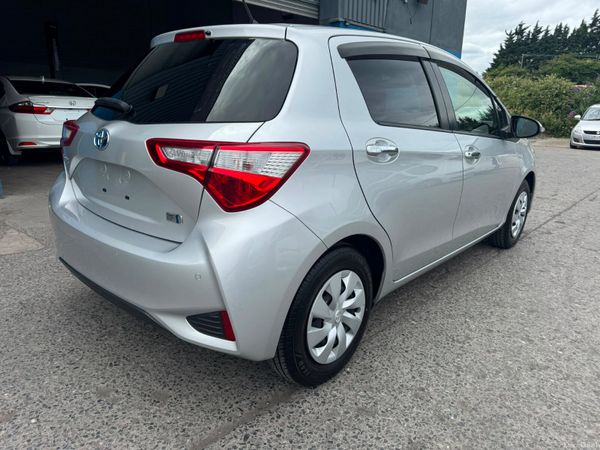 2018 Toyota Vitz Hybrid Automatic 391832445