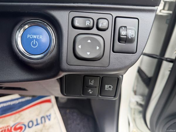 Toyota Aqua 2017 391838357