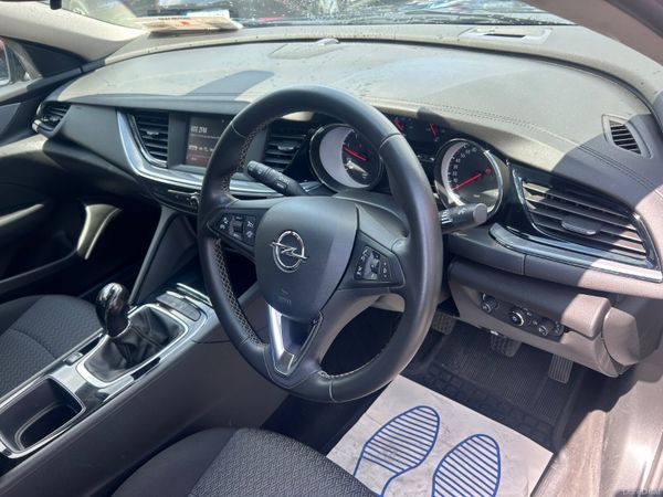2018 OPEL INSIGNIA 1.6d TURBO SC NEW MODEL 391961597