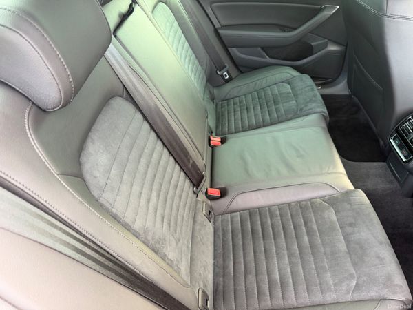 Volkswagen Passat 1.6 TDI R Line 391992195