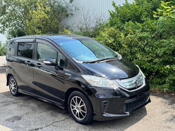Honda Freed Hybrid 6 seats 391908761
