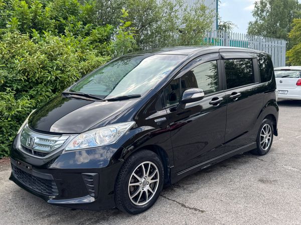 Honda Freed Hybrid 6 seats 391908797