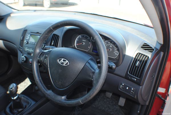 Hyundai i30 2011 391917227