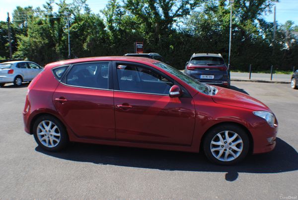 Hyundai i30 2011 391917235