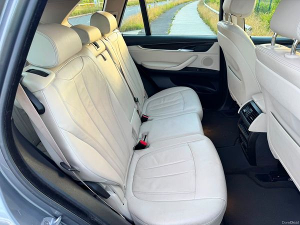 BMW X5 2018 7 Seater Automatic 391923525