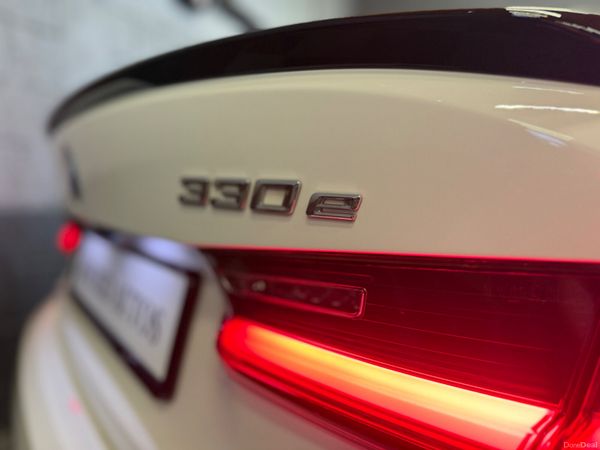221 BMW 330E M-Sport / M Performance 391936387