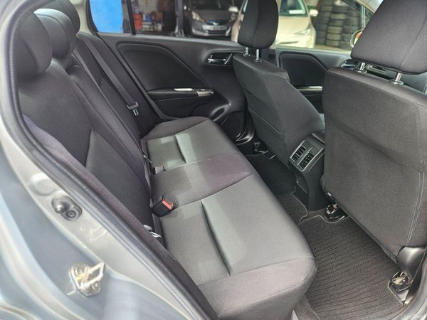 2014 Honda Grace Hybrid Automatic 392044891