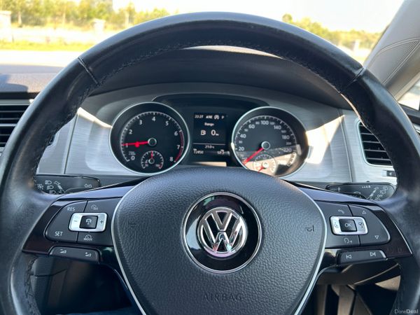 VOLKSWAGEN GOLF 2017, 1.2 TSI 5DR AUTO LOW KMS 392047469