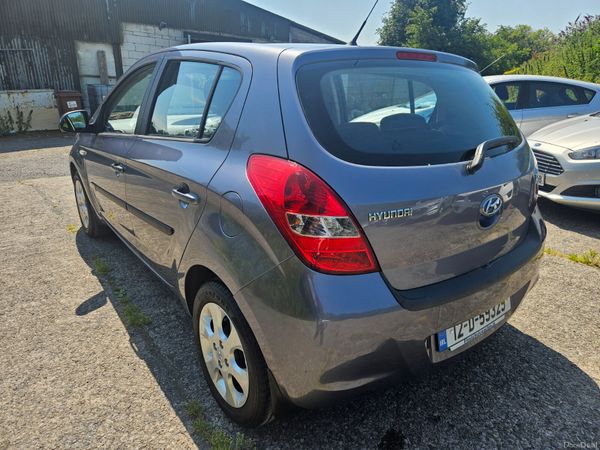 Hyundai i20 2012 1.2cc 5 door, low mileage 392047543