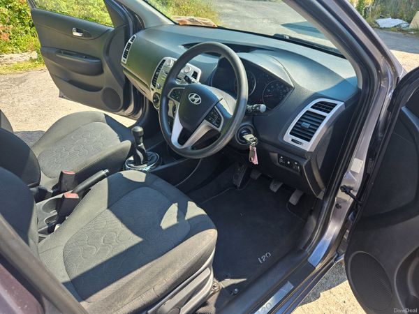 Hyundai i20 2012 1.2cc 5 door, low mileage 392047545