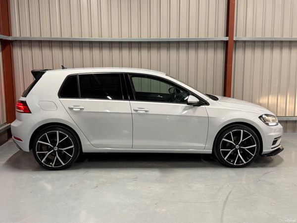 2017 Volkswagen Golf 1.6TDI 392080953