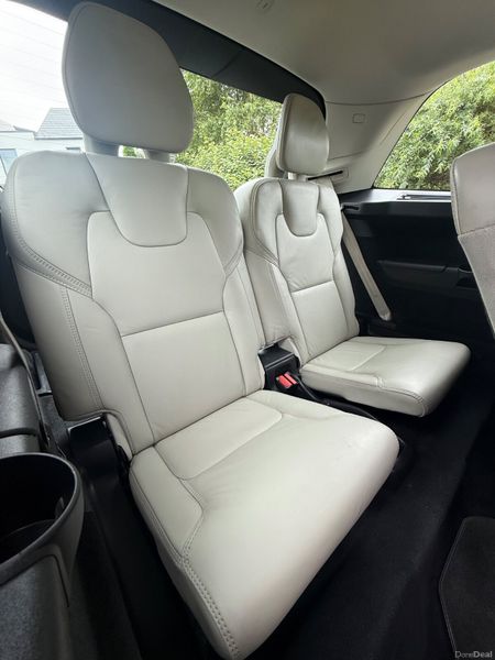 Now Reserved! Stunning 201 Volvo XC90 Inscription! 392000251