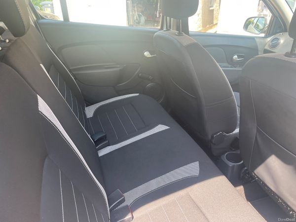 Dacia Sandero Stepway 2019 392030941